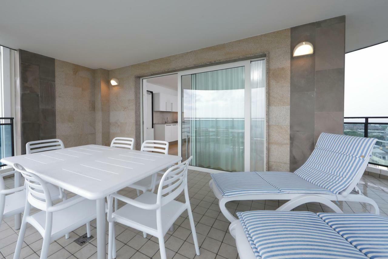 Skyresidence Lignano Sabbiadoro Ngoại thất bức ảnh
