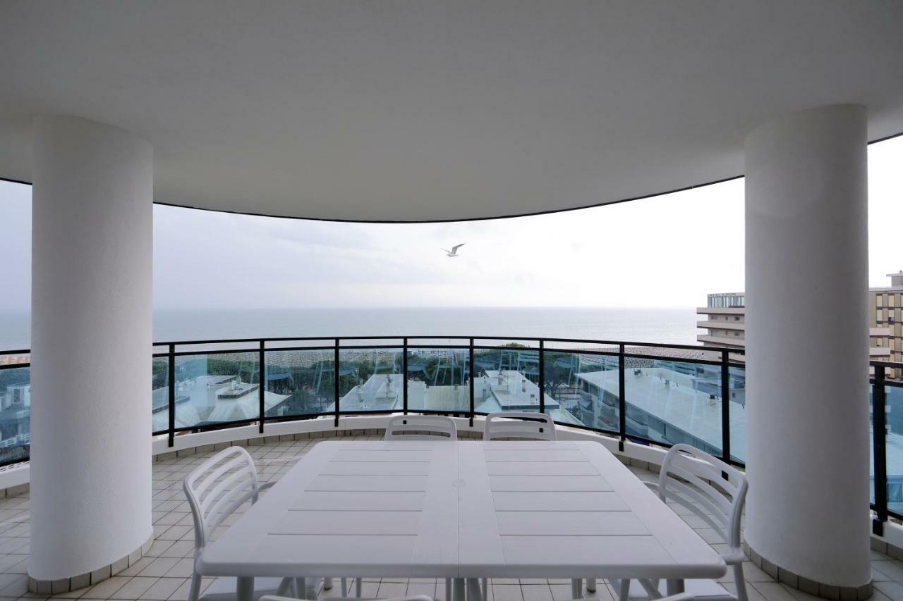 Skyresidence Lignano Sabbiadoro Ngoại thất bức ảnh